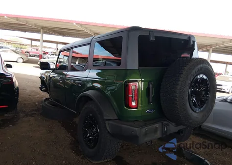 2023 Ford Bronco Wildtrak z USA, uszkodzony, nr VIN 1FMEE5DP9PLB52309